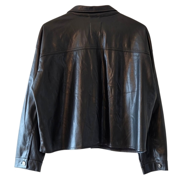 Zara Women's Faux Leather Oversize Cropped Button Down Shirt Black Size Large - Picture 6 of 12